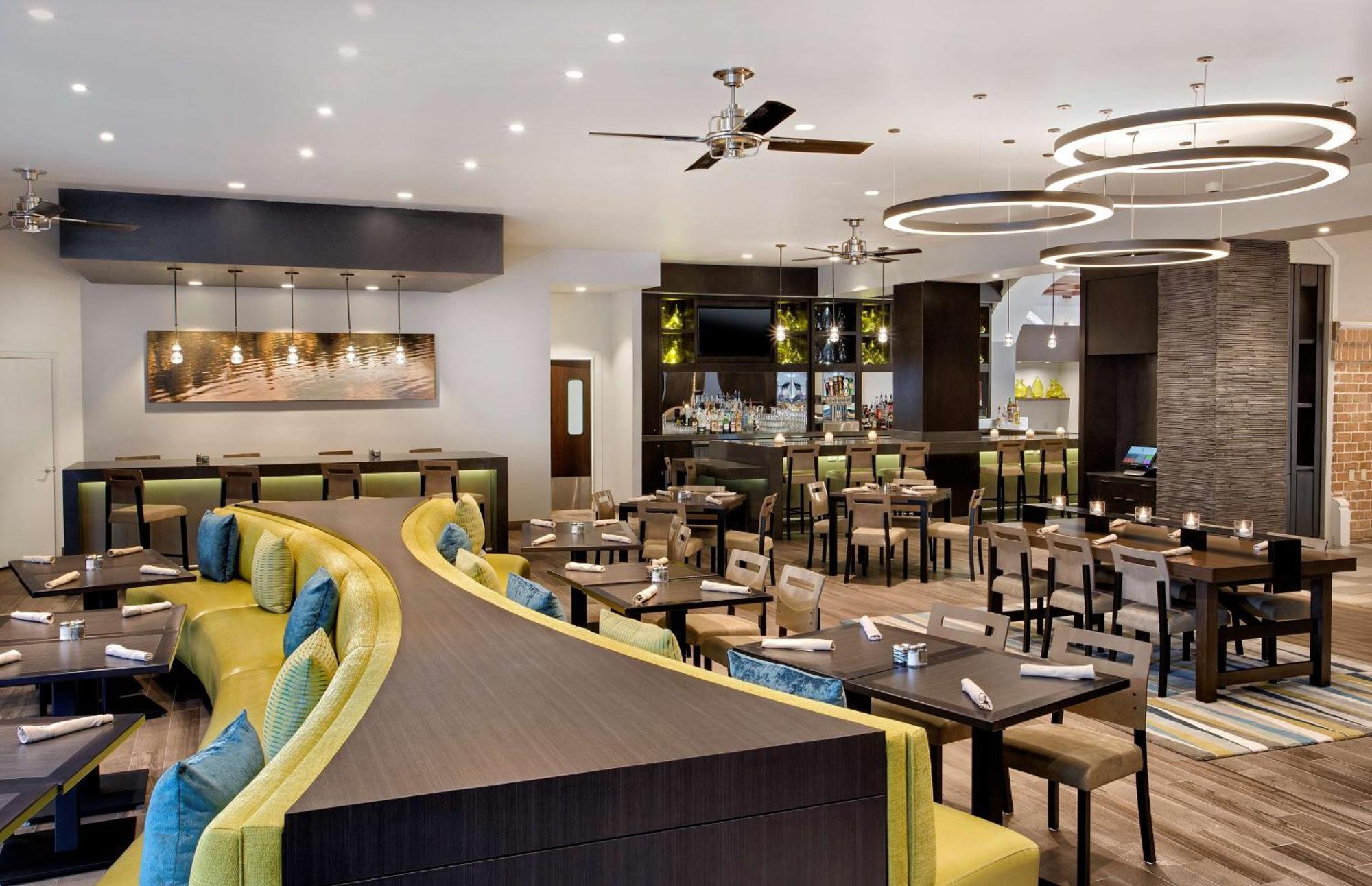 Embassy Suites By Hilton Orlando International Drive Convention Center Williamsburg Экстерьер фото